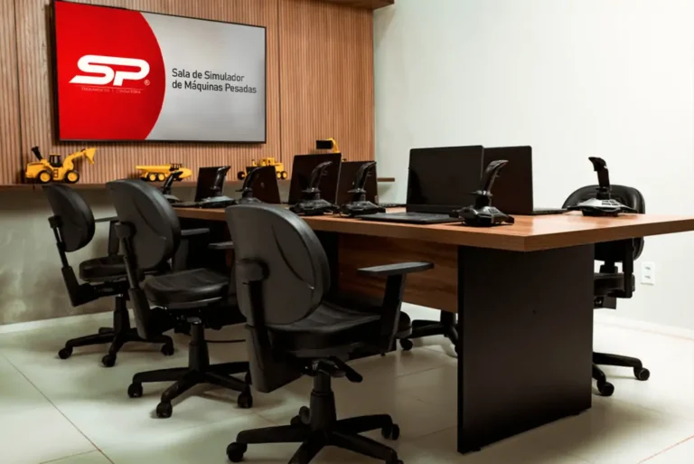 Sala-Simulador-de-Maquinas-Pesadas-1024x684-1.webp